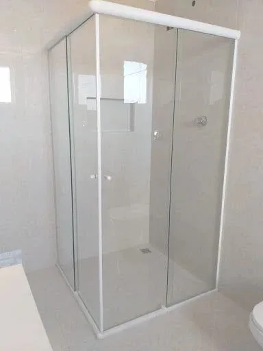 vidro cortado sob medida